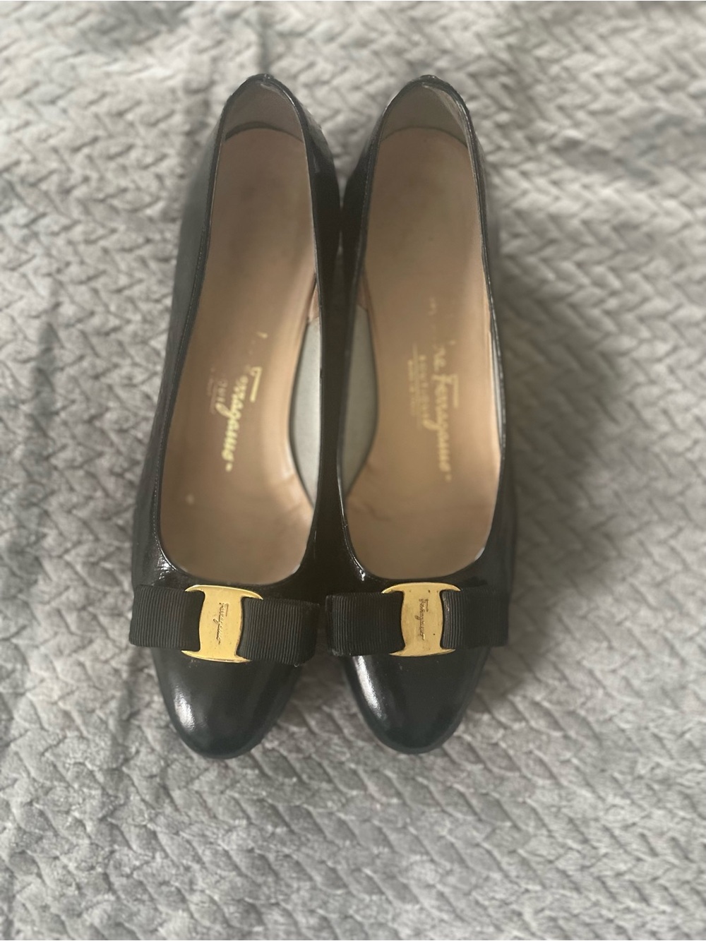 Vintage Salvatore Ferragamo Black Vara Bow Pumps with Gold Accent